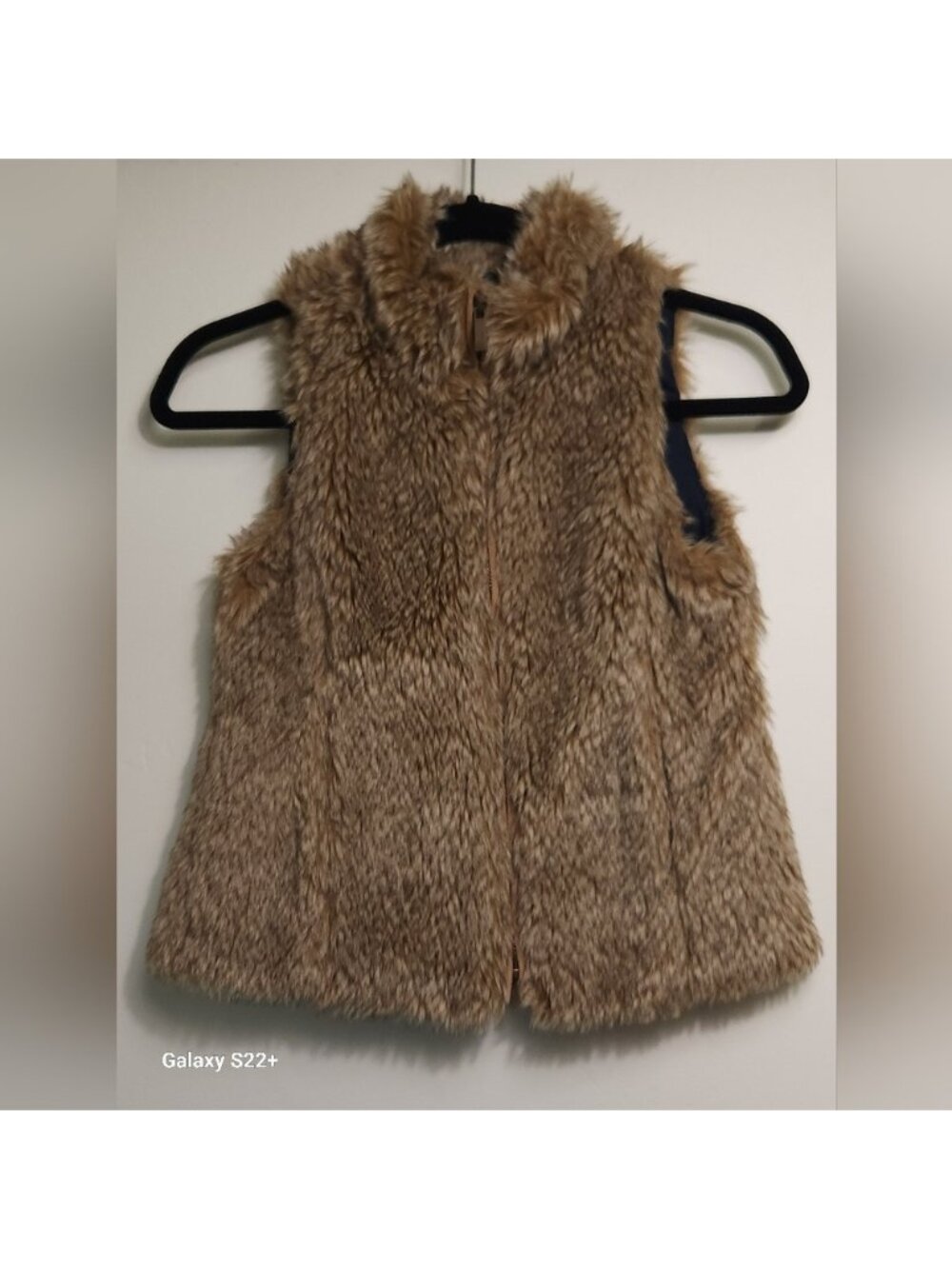 Zara Kids Tan Furry Vest Size 8. #G13